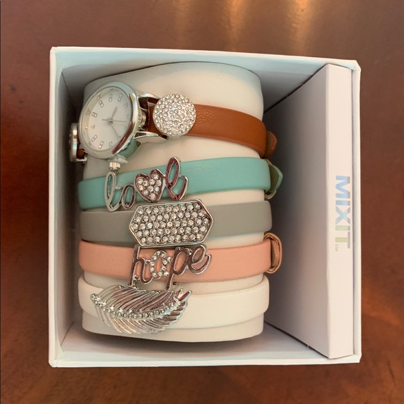 Watch set - Picture 2 of 2